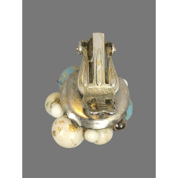 Vtg Cluster Teal Ivory Clip On Earrings 1" Gold Silver Accent Classic Vintage - Picture 5 of 5
